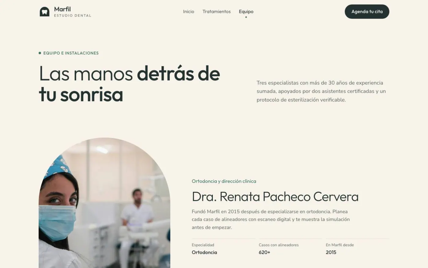 Team page of the Marfil Estudio Dental demo on desktop